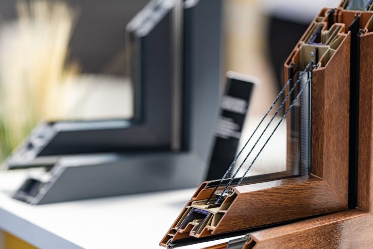 Corte de ventana de aluminio de EXTRUAL extruidos del aluminio