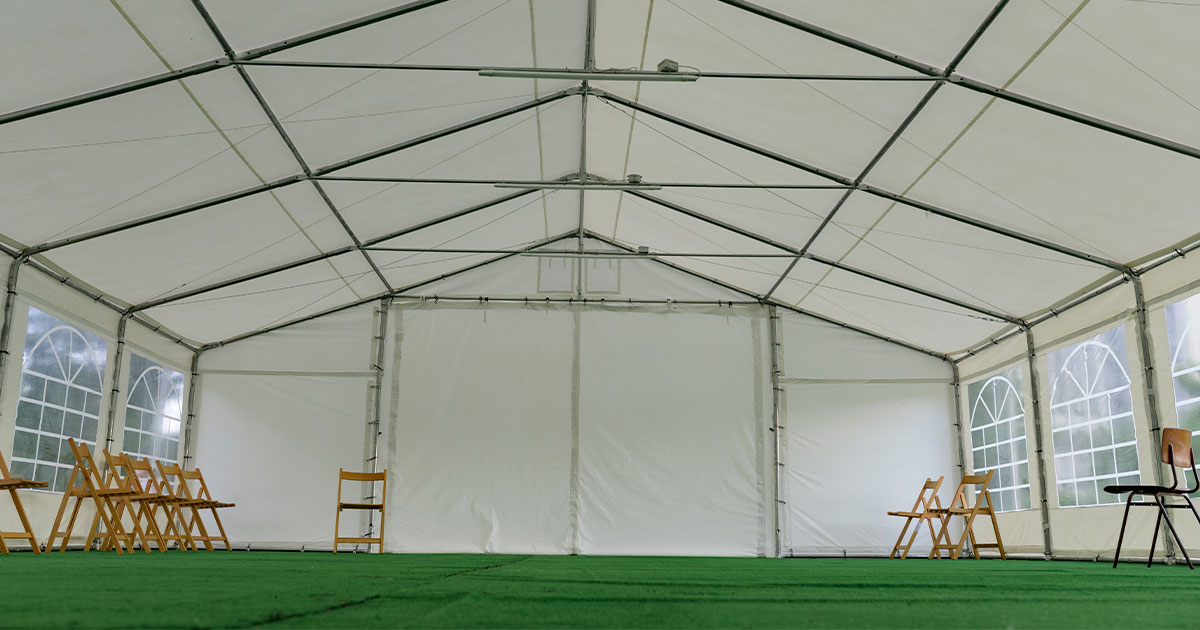 carpas de aluminio de EXTRUAL